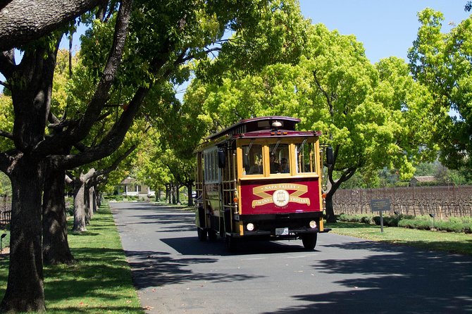 Napa Valley Wine Trolley Classic Tour - Winery Visits
