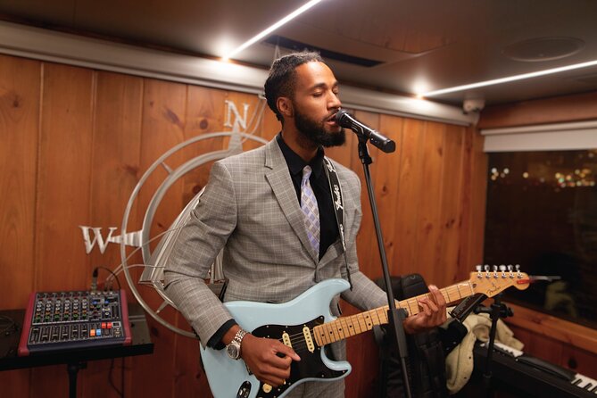 New York City Dinner Cruise With Live Music - Embracing the Captivating Live Music