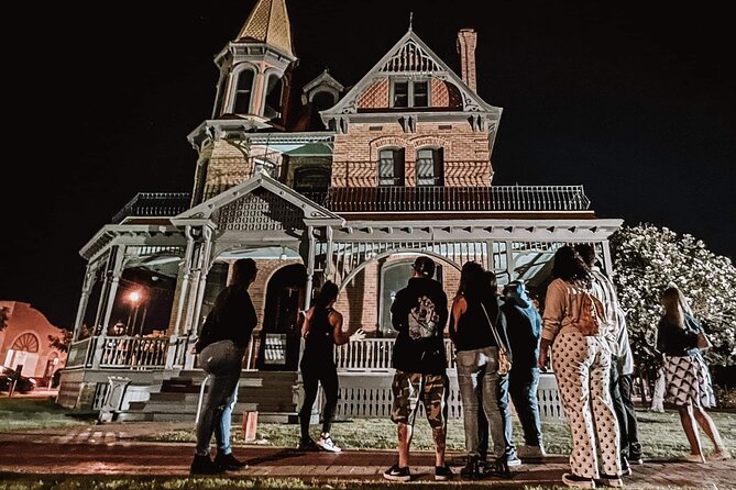 Phoenix History, Mystery and Ghosts Tour - Engaging and Knowledgeable Guides