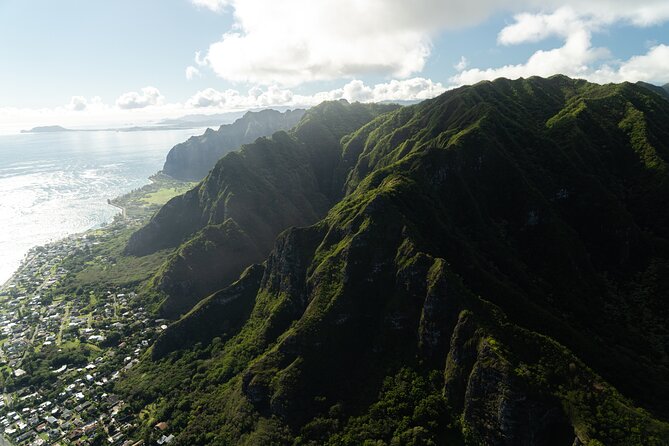 Private 60 Minutes Helicopter Tour in Honolulu - Wildlife Encounters