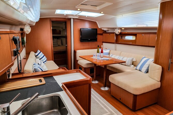 Private Afternoon Sailing/Dolphin & History Tours on Mystique - Breathtaking Sights and Sounds