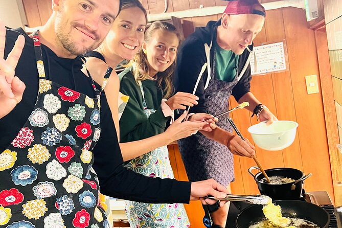 Ramen and Gyoza Cooking Class in Osakas Nukatach - Crafting the Gyoza