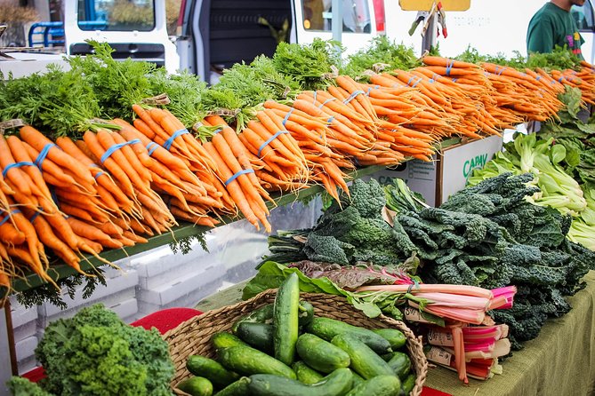 San Francisco Food Tour: Ferry Building and Ferry Plaza Farmers Market - Customer Feedback and Guide Expertise