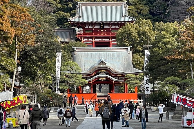 SEE MORE! KAMAKURA DEEP TOUR - by Car W/Local Guide (Group Price) - Immerse Yourself in Japanese Culture