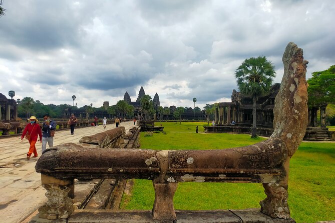 Siem Reap Angkor 4 Best of the Best Temples Tour - Exploring Ta Prohm