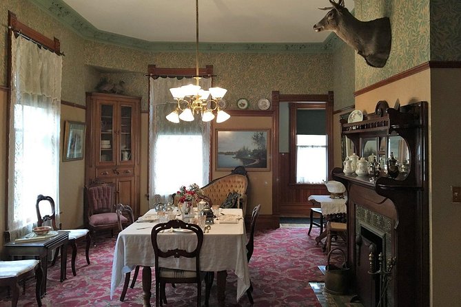 Skip the Line: Public Tour-Adult Admission Ticket (50 Mins) - Location and Directions