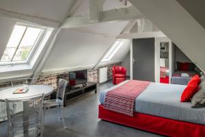 Smart Appart Caen République - Nearby Attractions