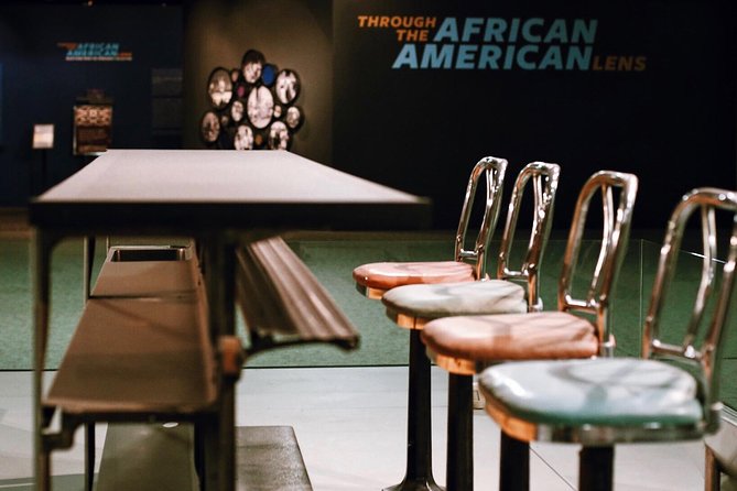 Smithsonian Museum of American History Guided Tour - Semi-Private 8ppl Max - Exploring the Museums Exhibits