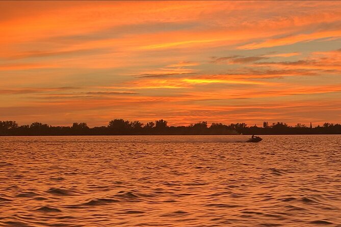 Sunset Boat Tour Around Anna Maria Island - Additional Amenities and Comforts
