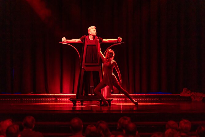 The Cabaret Garry & Janine Magic & Comedy Dinner Show - Visitor Experiences and Feedback