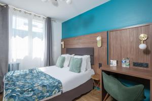 The Originals Boutique, Hotel Le Marignan, Le Havre Center Station - Transportation and Accessibility