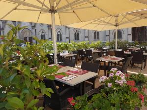 The Raven - Location and Accessibility