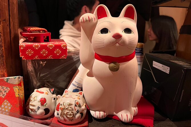 Tokyo: 3h Guided Bar Hopping Tour [Foods Included] - Cuisine and Beverages