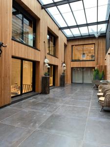 Victorias House - Nearby Attractions