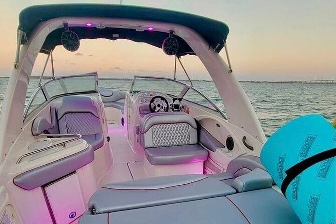 West Palm Beach Private Boat Cruise and Tour With a Captain - Wildlife and Celebrity Sightings