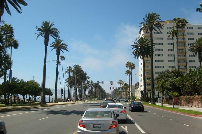 Worlds Best 5-Hour Tour Is a Custom Limo With the Biggest Bar Ever!! - Pickup Made Easy: Where to Start Your Adventure