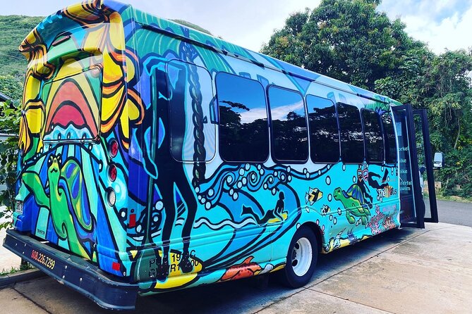 1/2 Circle Island & North Shore Fun With the Surf Bus - Booking Information