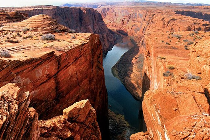 Antelope Slot Canyon and Horseshoe Bend Day Tour From Flagstaff - Marveling at Horseshoe Bend