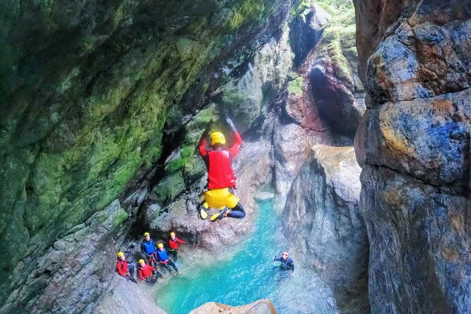 Canyoning Tour in Niyodogawa's Most Beautiful Gorge - Preparing for the Canyoning Adventure