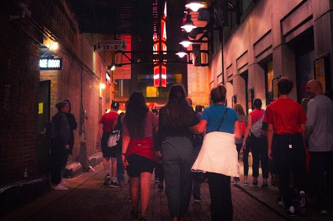 Chicago Gangsters and Ghosts Luxury Minibus Tour - Visiting Landmarks and Renowned Locations