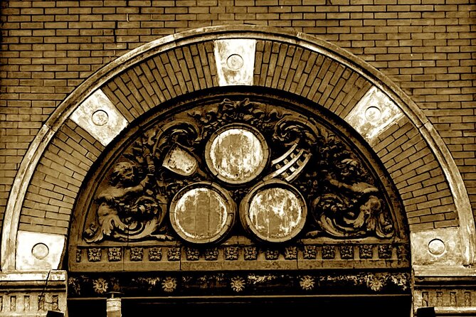 Darkside of Brewing Tour: Tales of Cincinnatis Haunted and Gruesome Past - Spirits and Spirits: Paranormal and Potent