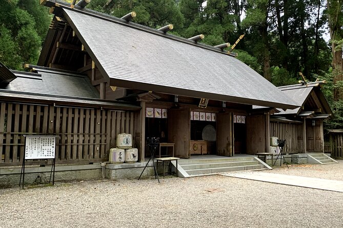 Day Trip to Mythical Takachiho From Fukuoka by Shared Mini Bus - Booking Details and Logistics