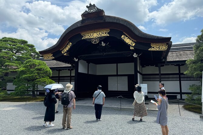 Discover Every Bit of Kyoto Imperial Palace - Meeting and Pickup Logistics