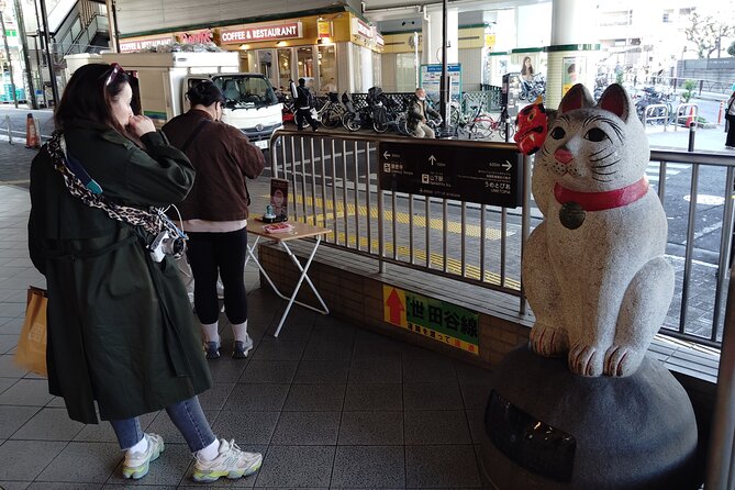 Gotokuji Temple Walking Tour With Numerous Cat Statues - Practical Tips for Visiting Gotokuji Temple