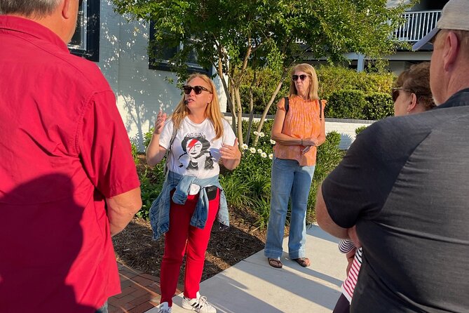 History and Architecture Walking Tour - Amenities and Additional Information