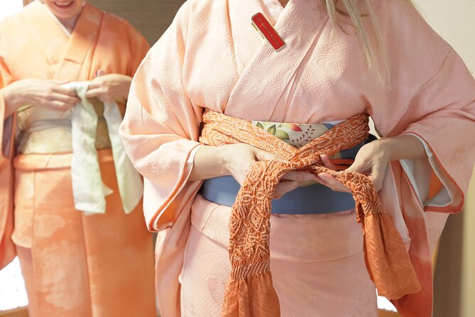 How to Wear a Kimono Lesson at West Side of Tokyo - Cultural Immersion and Explanation