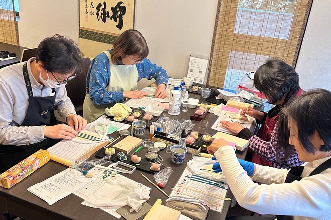 Japanese Sweets Making With Tea Ceremony in Pirvate Studio - About the Host