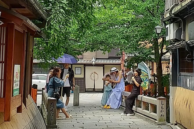 Kamo River's Timeless Tales: A Self-Guided Audio Tour in Kyoto - Capturing the Essence of Kyotos Timeless Charm