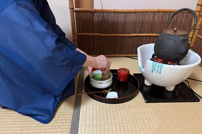 Kimono, Tea Ceremony and Shodo in Kimono School - Shodo (Japanese Calligraphy) Workshop