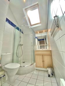 Linden Plaza Residence - Booking Information