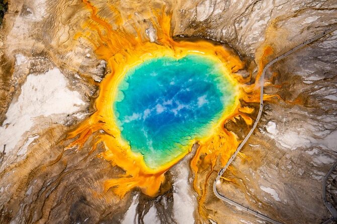 Lower Loop: Hot Springs & Geysers | West Yellowstone | PRIVATE - Preparing for the Tour