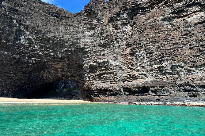 NaPali Boat Tour on the Amelia K - Sunset Views and Memorable Moments
