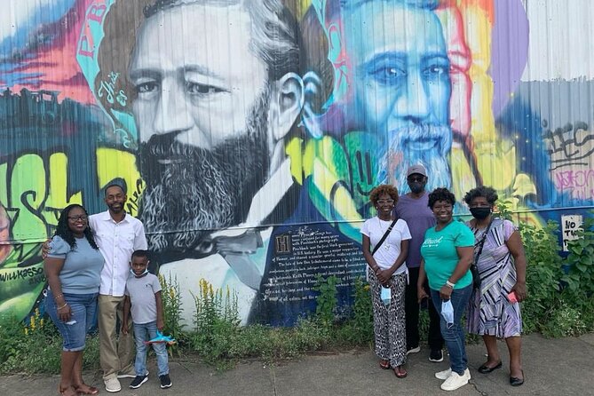 Nola Culture City / Music & Celebrities Combo Tour With Bar Stop - Accessibility and Participation Information