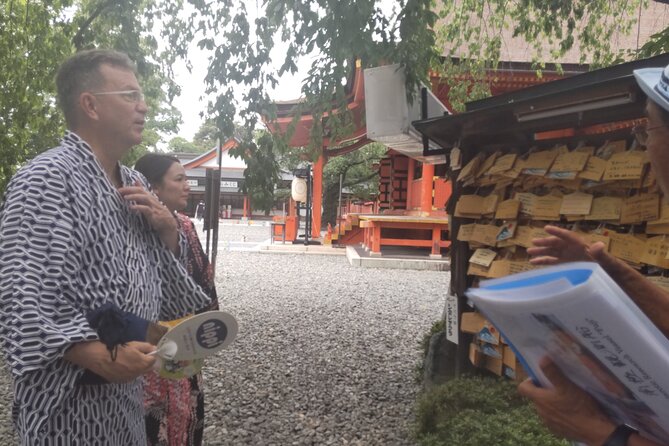 Private Fujinomiya Town in Kimono Guided Tour /V-G - World Heritage Centre Visit