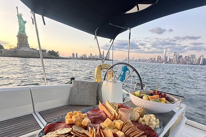 Private Sailboat Guided Tour of New York City - The Sum Up
