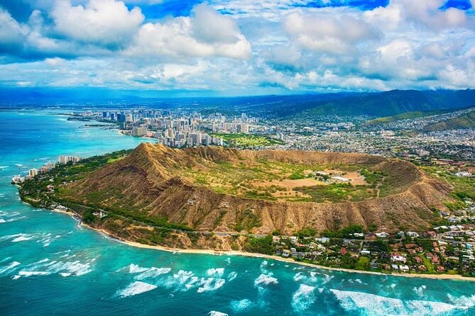 Private Transfer: Honolulu Airport HNL to Honolulu in Sedan Car - The Sum Up