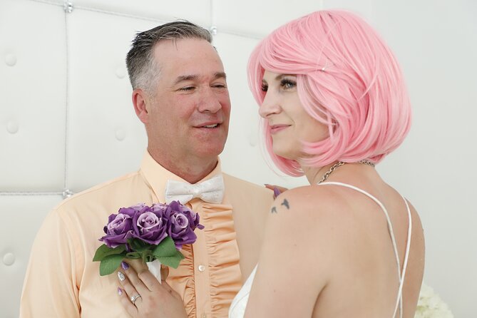 Quickie Las Vegas Wedding at Paradise Wedding Chapel - The Ceremony Experience