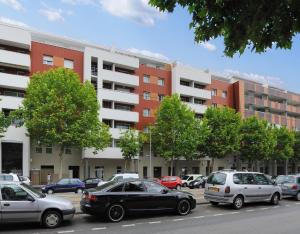 Residhome Clermont Ferrand Gergovia - Transportation and Nearby Attractions