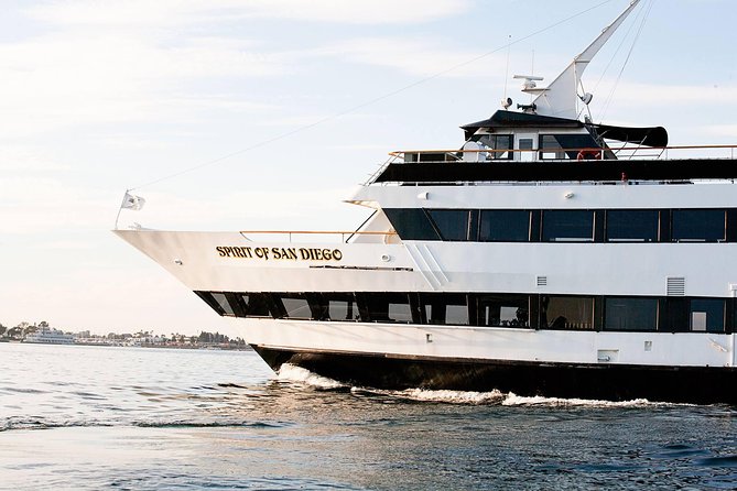 San Diego Harbor Cruise - Amenities and Facilities