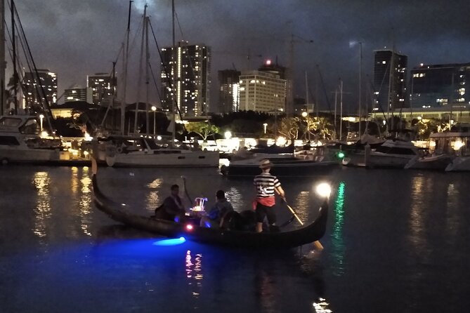 Small Group Venetian Gondola Cruise in Waikiki With Pastries - Special Occasions and Memorable Moments