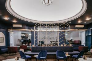 The Grand Hotel - Nearby Attractions and Activities