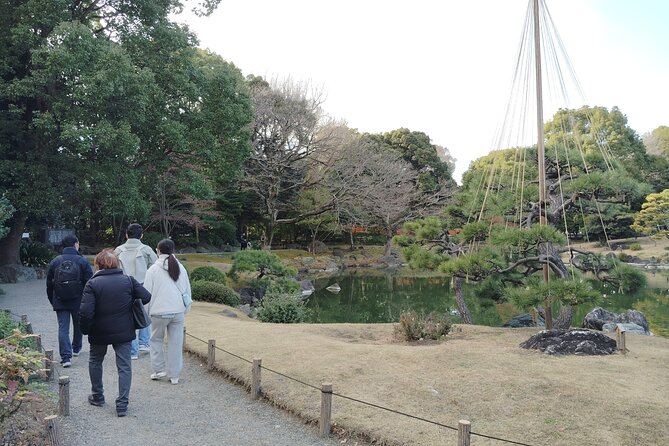Tokyo Kiyosumi Garden Tour Stonework Pond and Sky Tree Views - Plan Your Visit to Kiyosumi Gardens