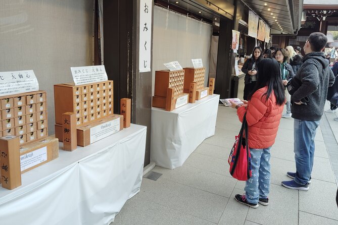 Tokyo: Meiji Jingu Shrine & Inner Garden Private Tour (2h) - Inner Garden