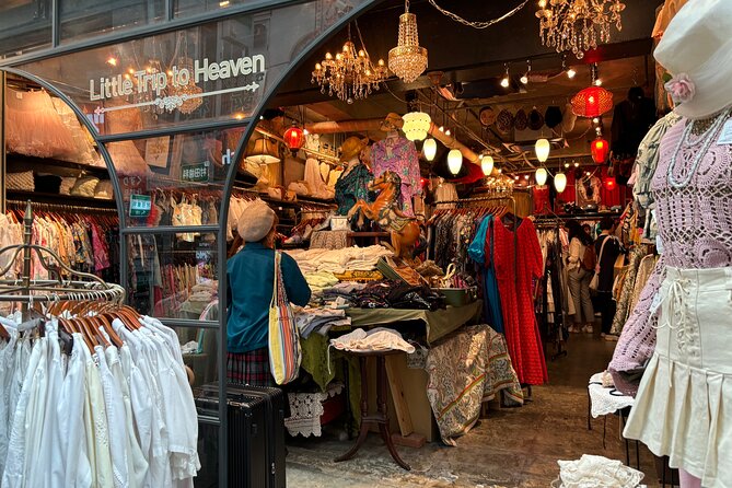 Tokyos Neighborhood Digs: Coffee, Records & Vintage Vibes - Memorable Experiences
