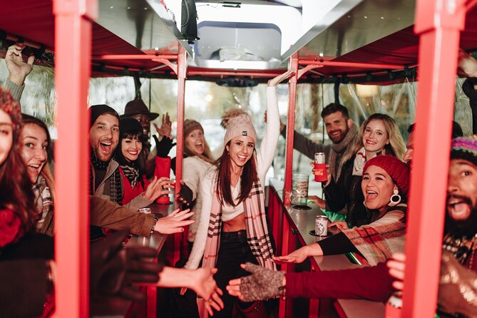 Trolley Pub Holiday Lights Tour in Columbus - Fun Environment