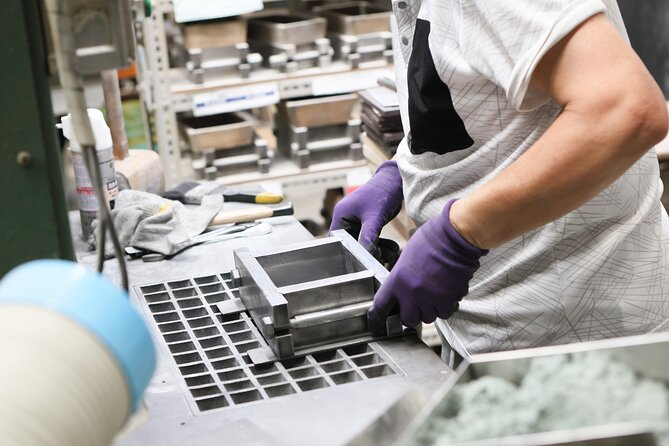 Whetstones Factory Tour and Knife Sharpening Experience - Visitor Experiences and Reviews